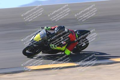 media/Nov-06-2023-Moto Forza (Mon) [[ce023d0744]]/2-Advanced Group/Session 2 (Bowl Speed Pans)/